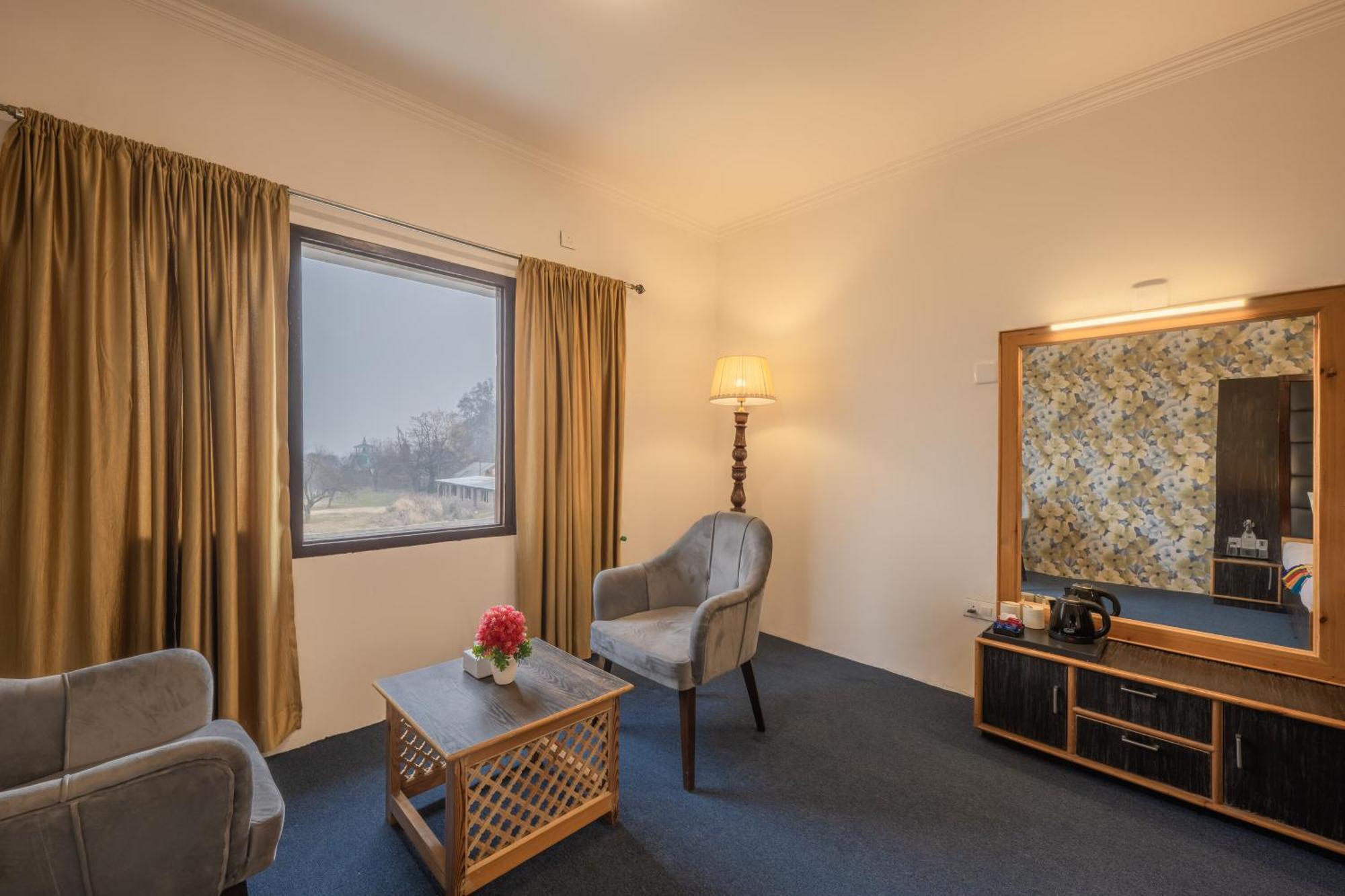 Echor Kashmir Holidays Resort Srinagar 外观 照片