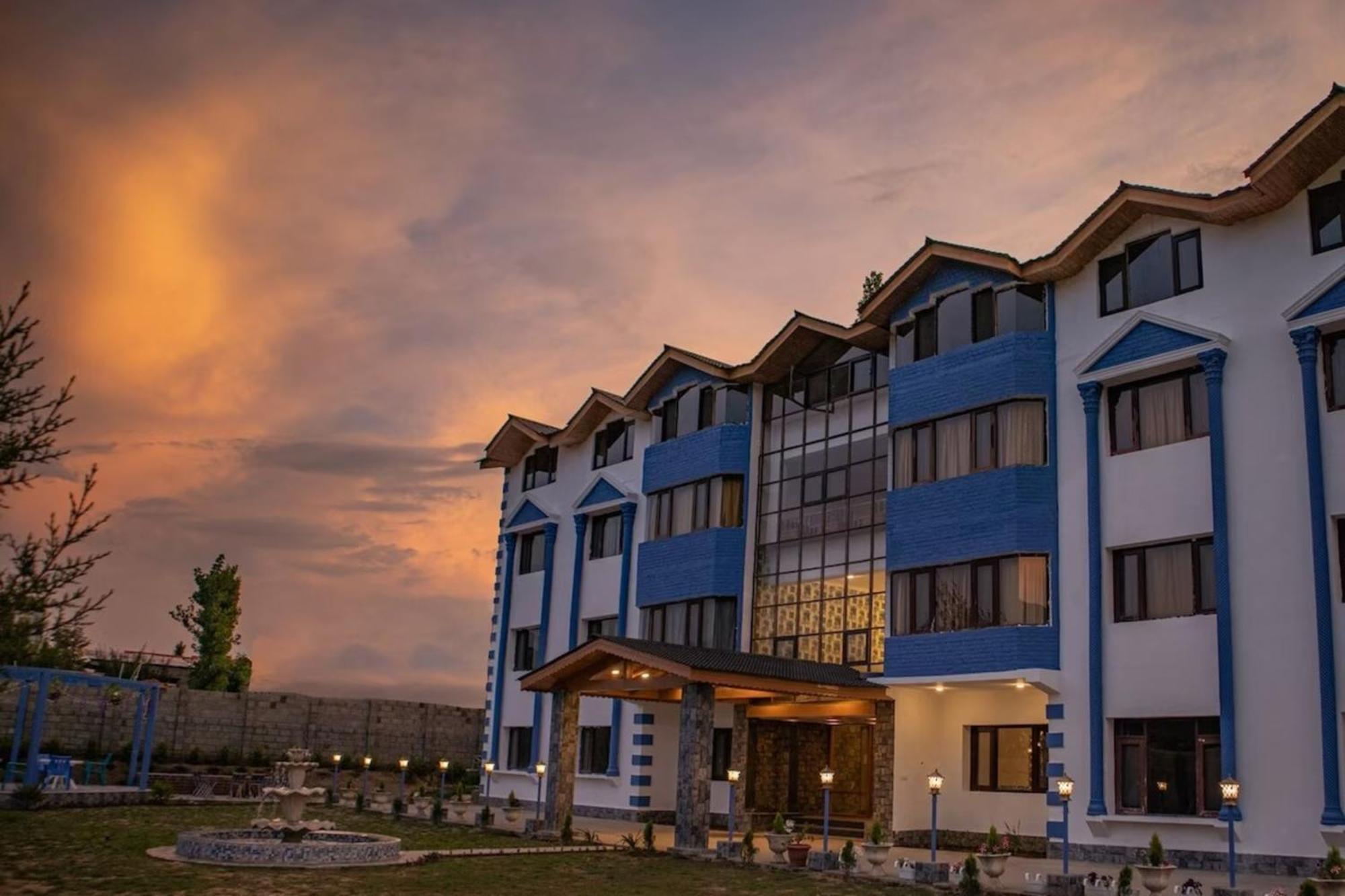 Echor Kashmir Holidays Resort Srinagar 外观 照片